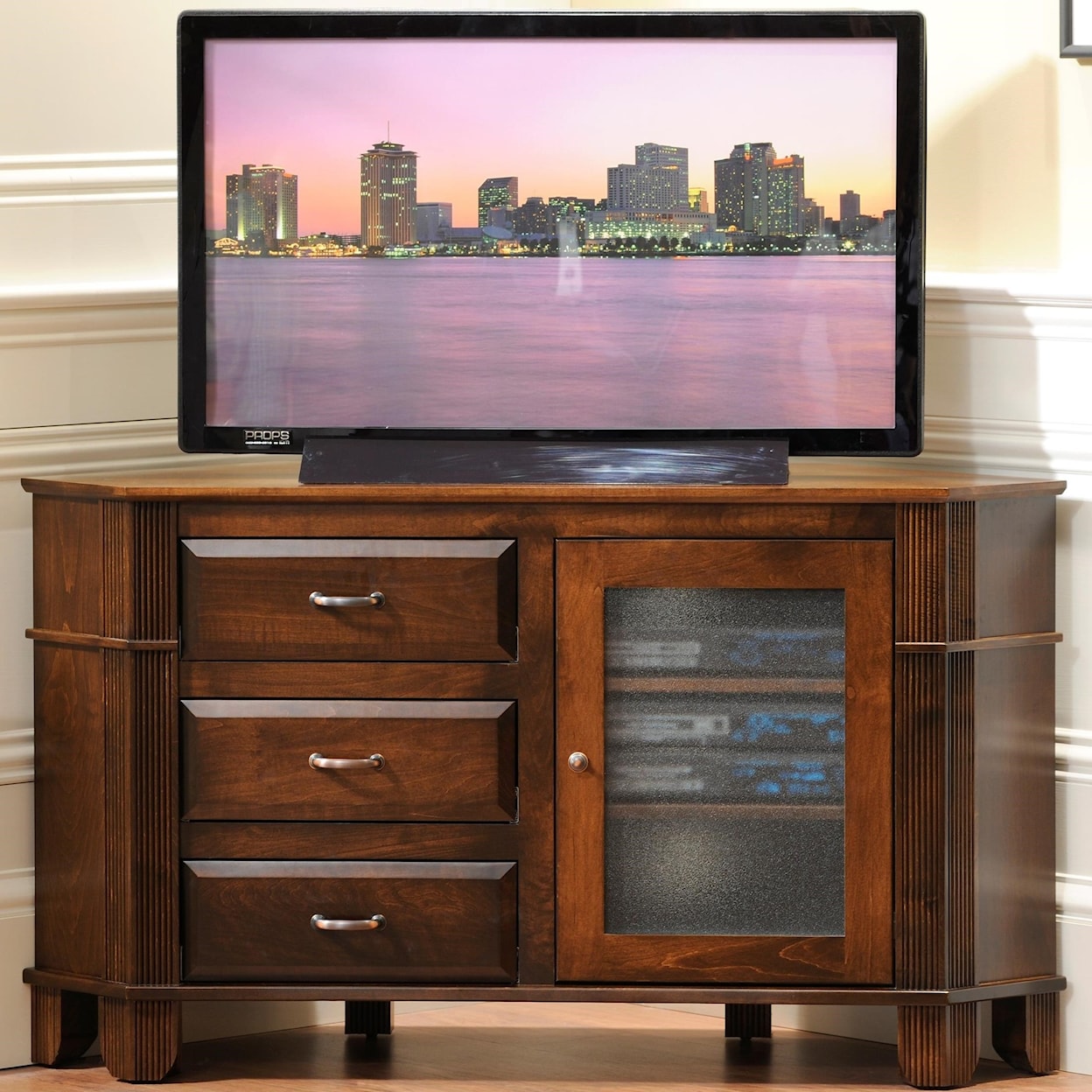 Y & T Woodcraft Arlington 52" Corner TV Stand