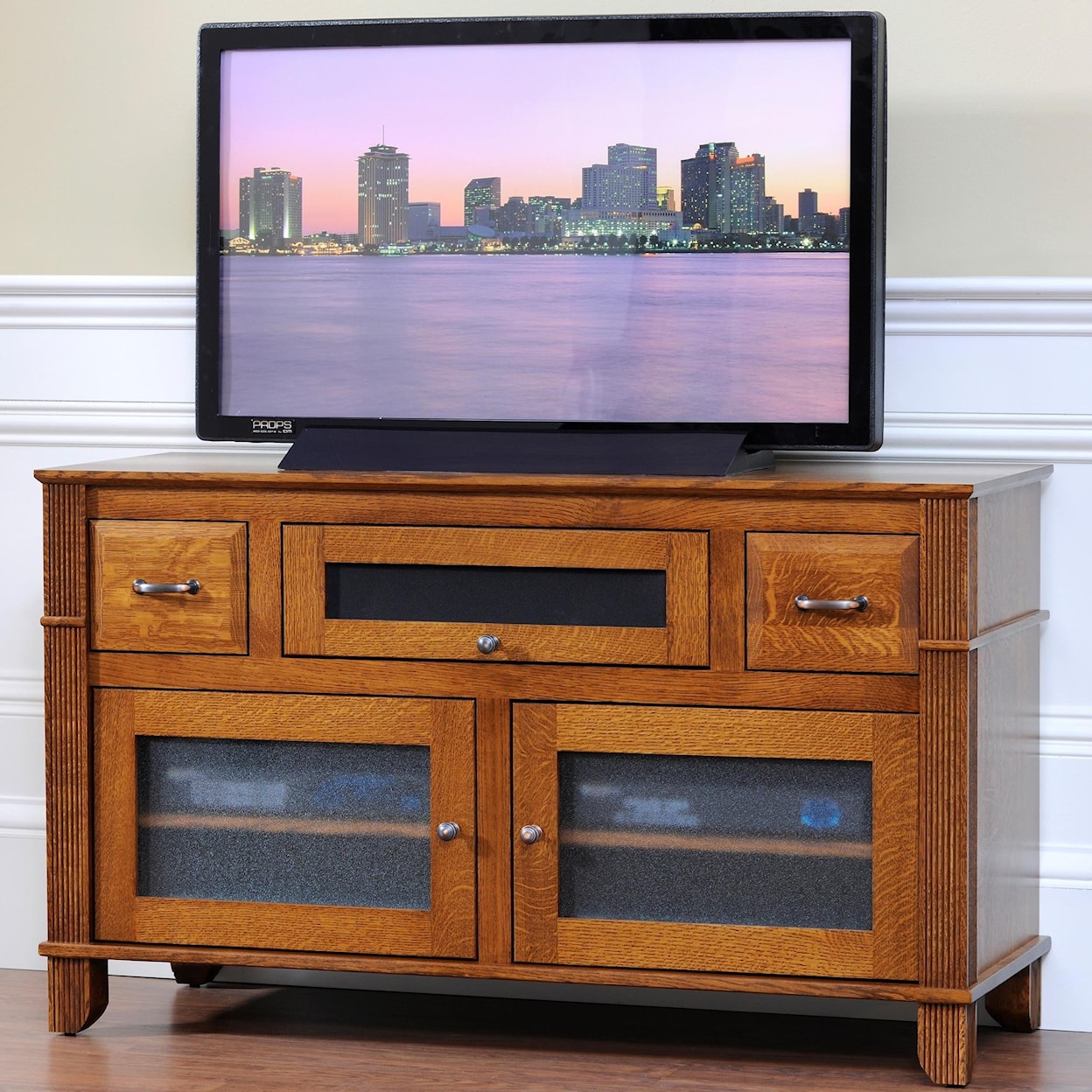 Y & T Woodcraft Arlington 50" TV Stand