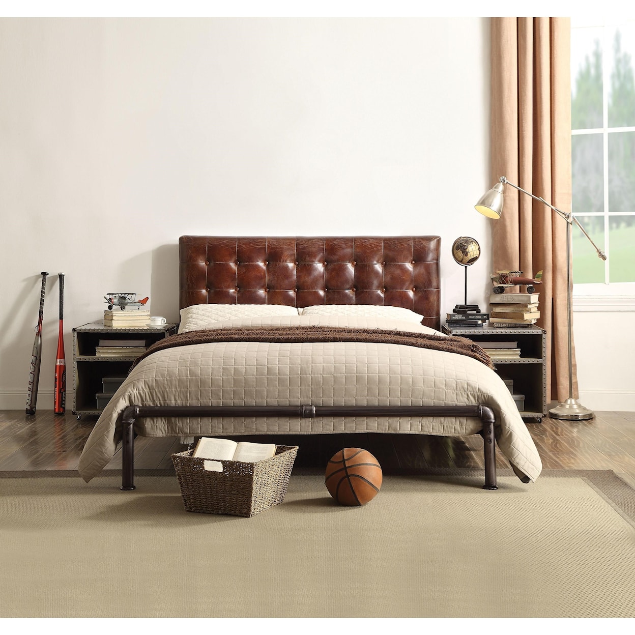 Acme Furniture Brancaster Queen Bed