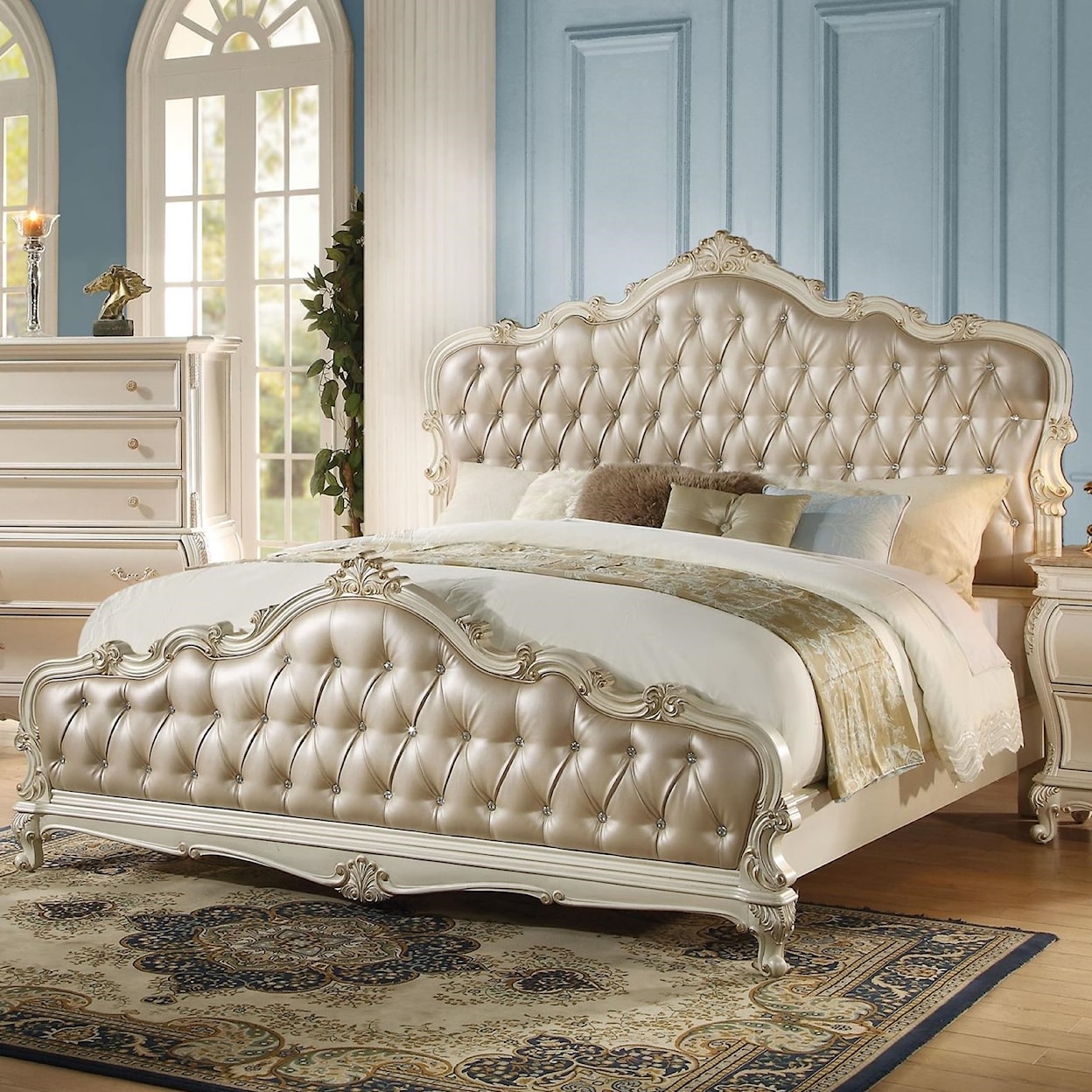 Acme Furniture Chantelle Queen Bed