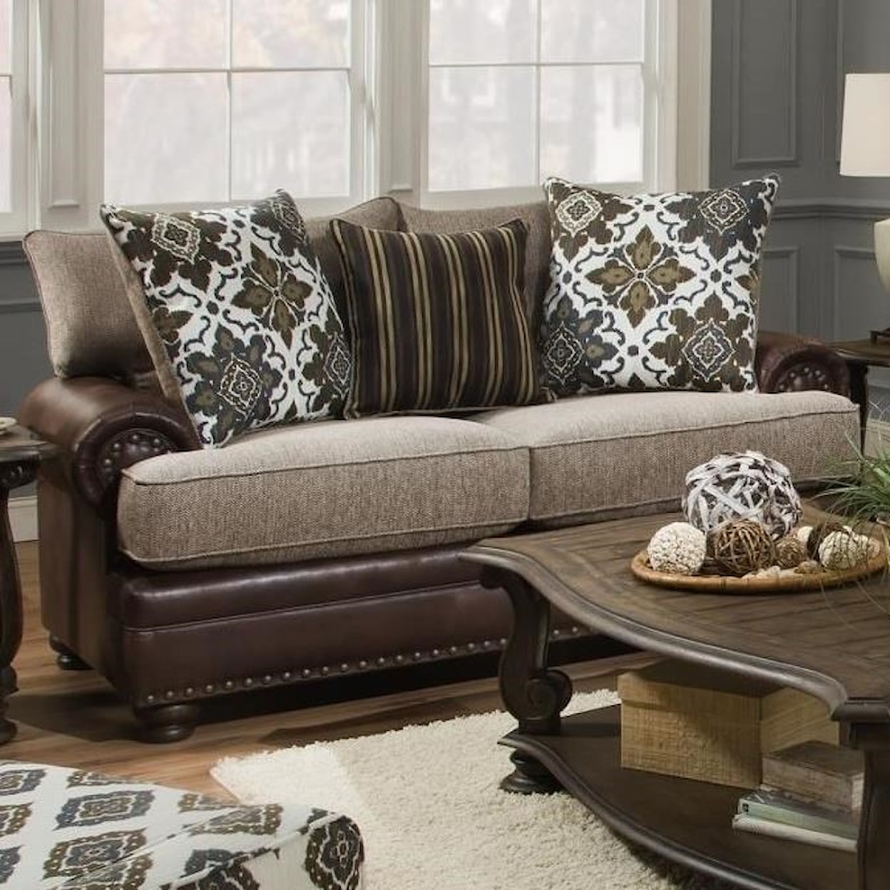 Albany 8647 Traditional Loveseat