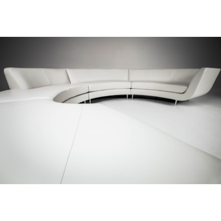 5-Seat Sectional w/ Right Arm Chaise & Otto