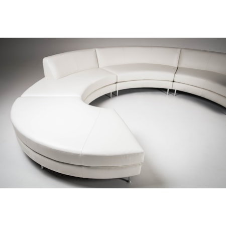 5-Seat Sectional w/ Right Arm Chaise & Otto