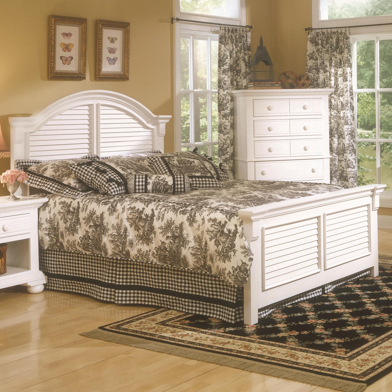 American Woodcrafters Cottage Traditions King Panel Bed