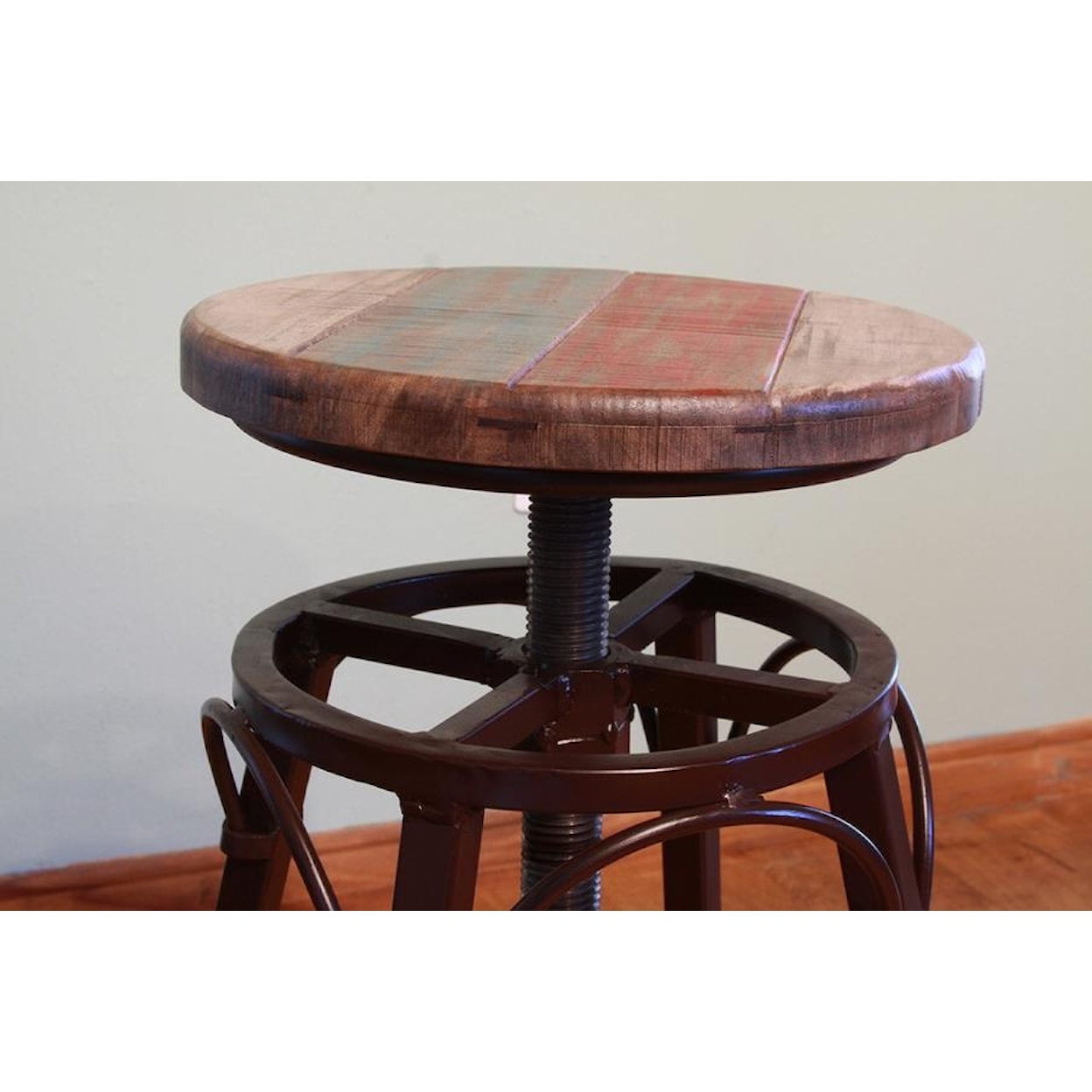 IFD International Furniture Direct 900 Antique 24"-30" Adjustable Counter Stool