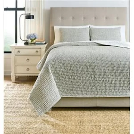 Doralia Queen Coverlet