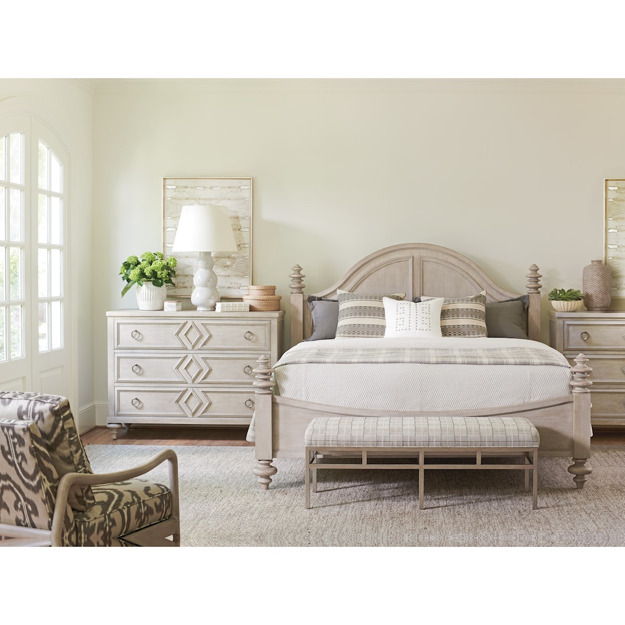 Barclay Butera Malibu Heathercliff Poster Bed King