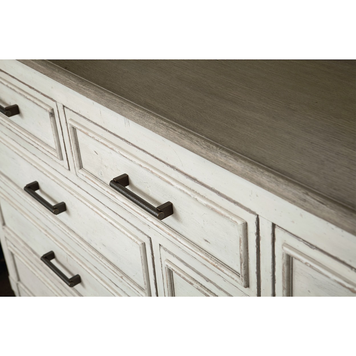 Bassett Bella Dresser