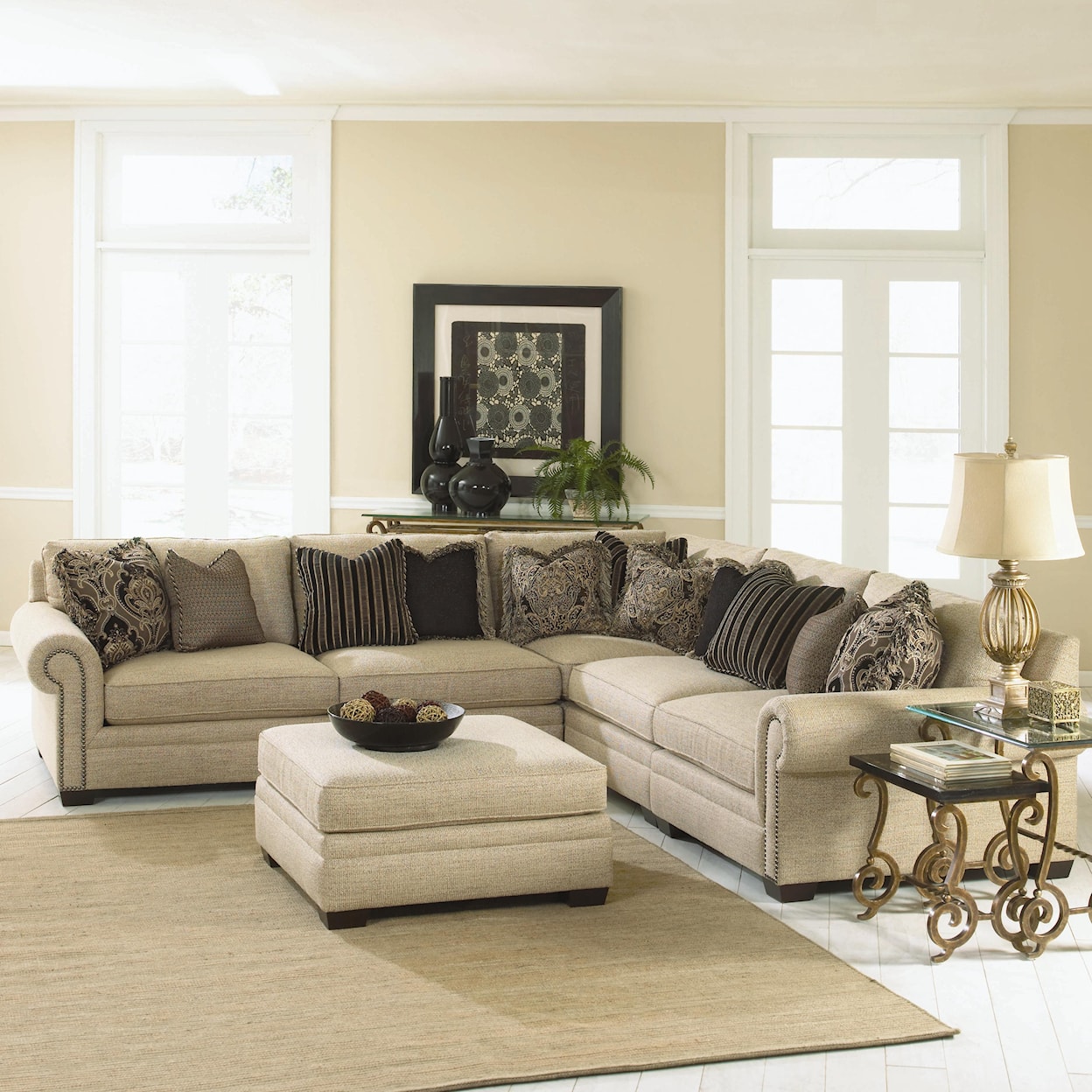 Bernhardt Grandview Traditional Sectional