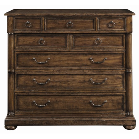 Gentleman's Bedroom Chest