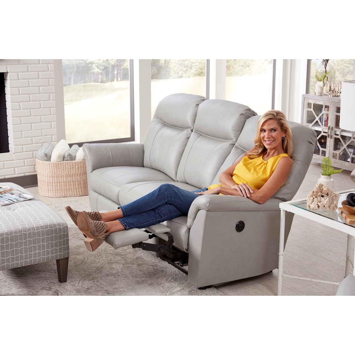 Best Home Furnishings Caitlin Power Headrest Reclining Space Saver Sofa