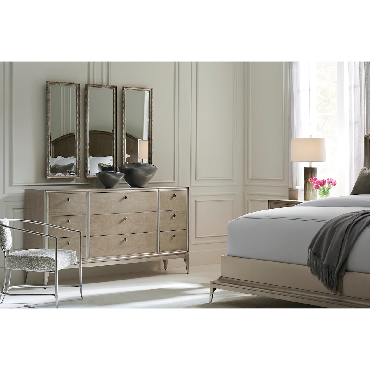 Caracole Caracole Classic Made to Shine Dresser