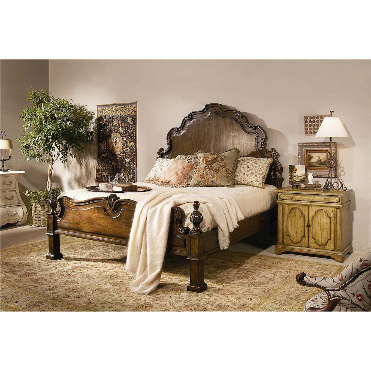 Century Caperana Headboard and Footboard Bed