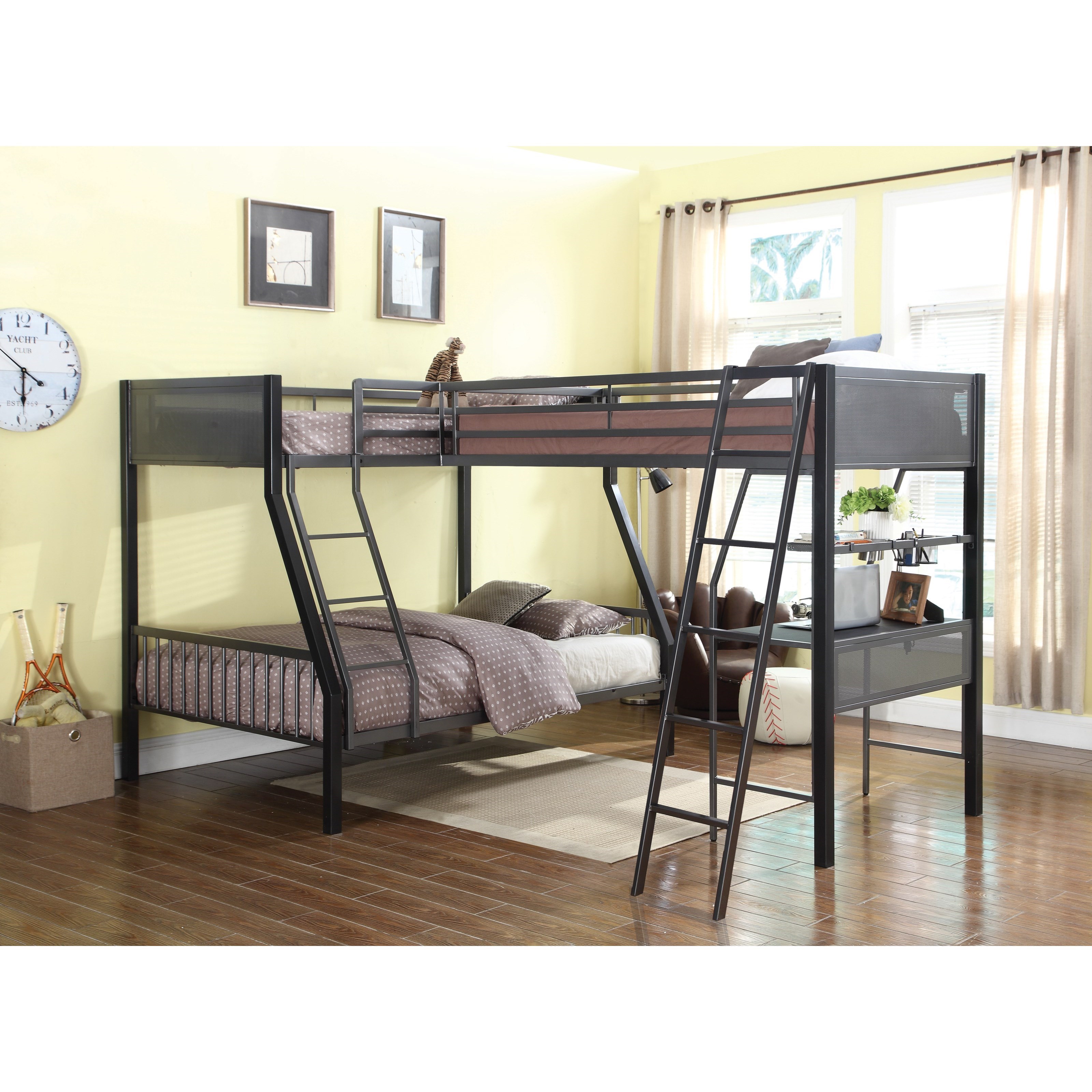 Кровать чердак с двуспальной кроватью внизу для родителей