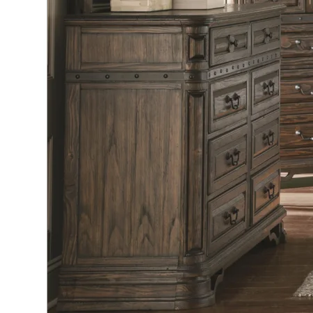 Dresser with 8 Drawers