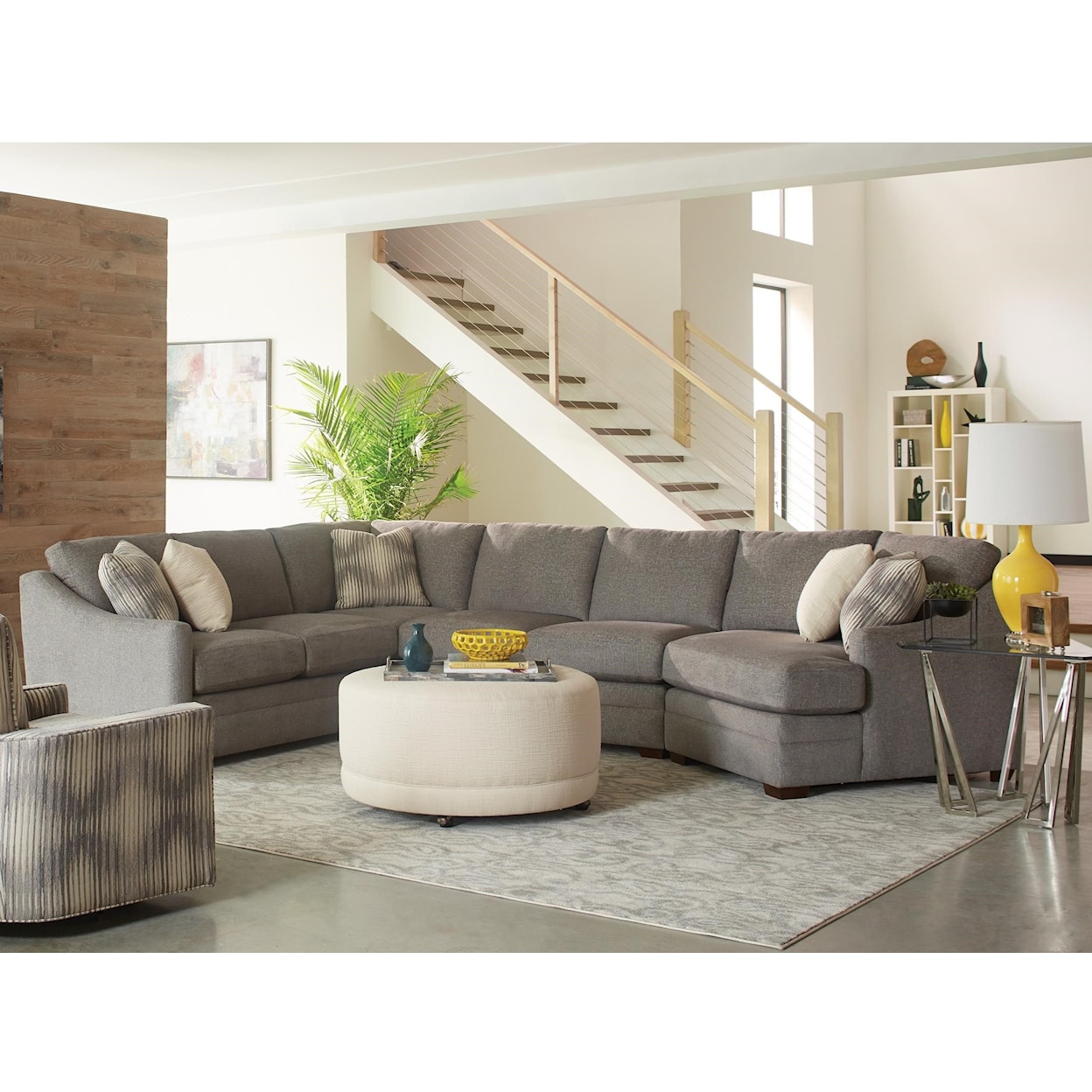 Craftmaster F9 Series 3-Piece Sectional Sofa with RAF Cuddler