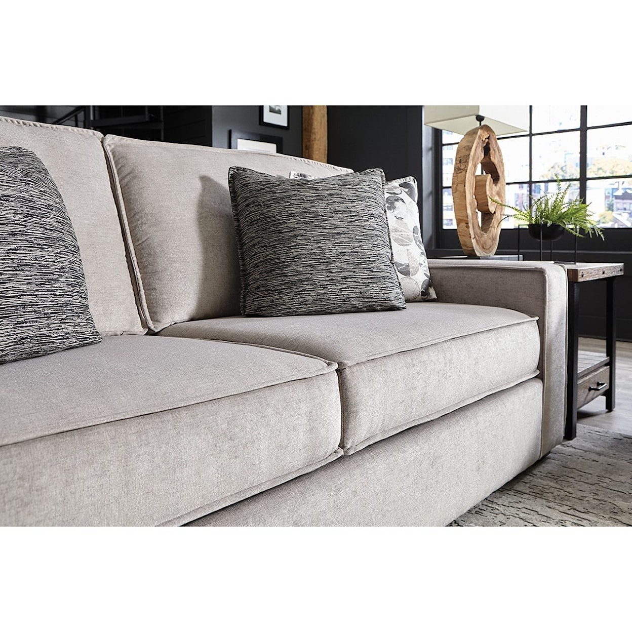 Dimensions 8L00 Series Sofa