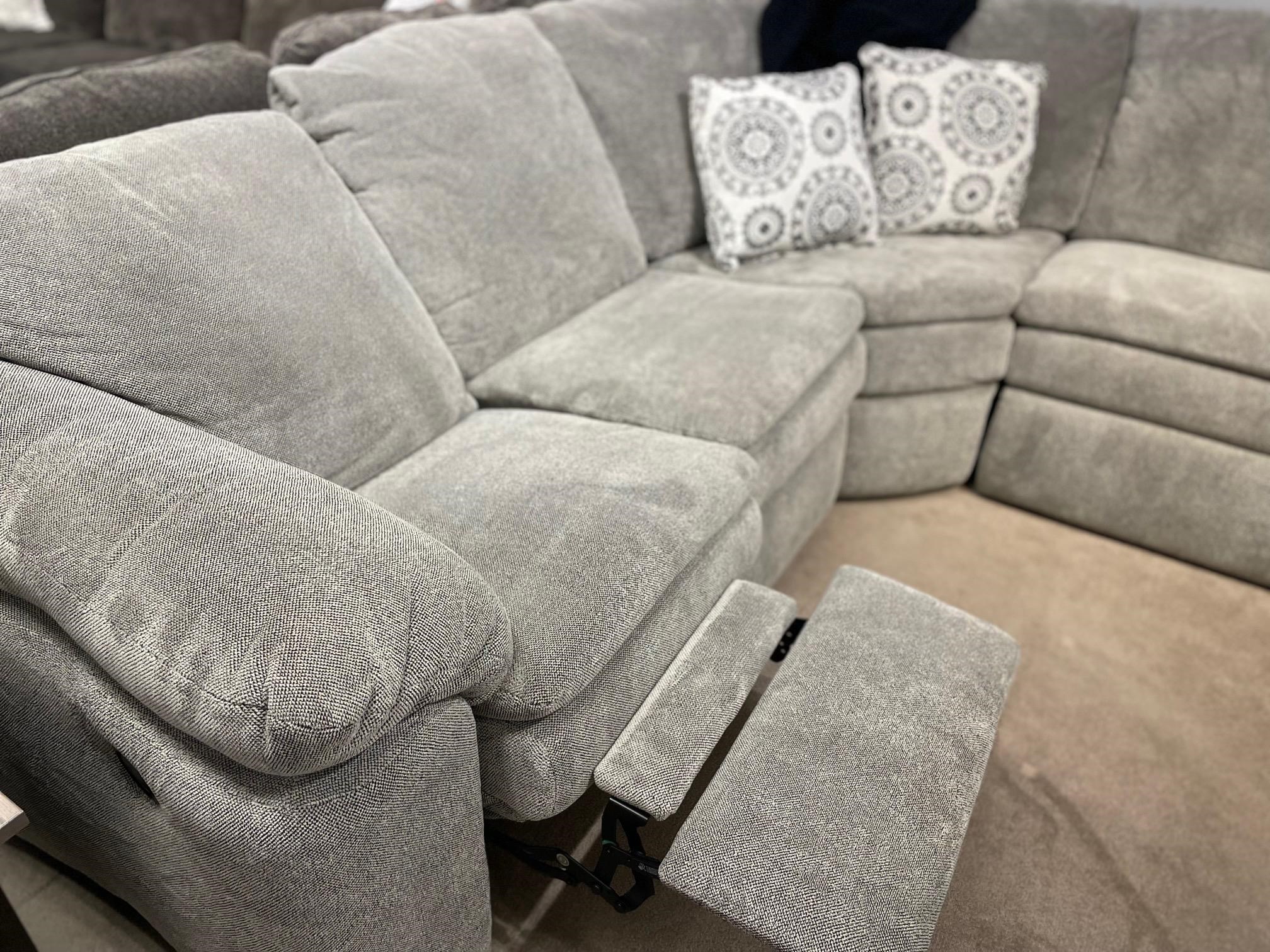 England 7300/L Series 24021100174000 5Piece Reclining Sectional