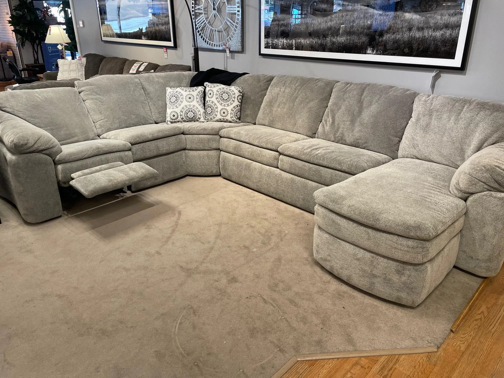 England 7300/L Series 24021100174000 5Piece Reclining Sectional