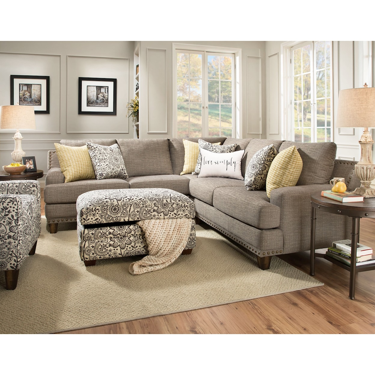 Franklin 864 Julienne Sectional Sofa with Four Seats
