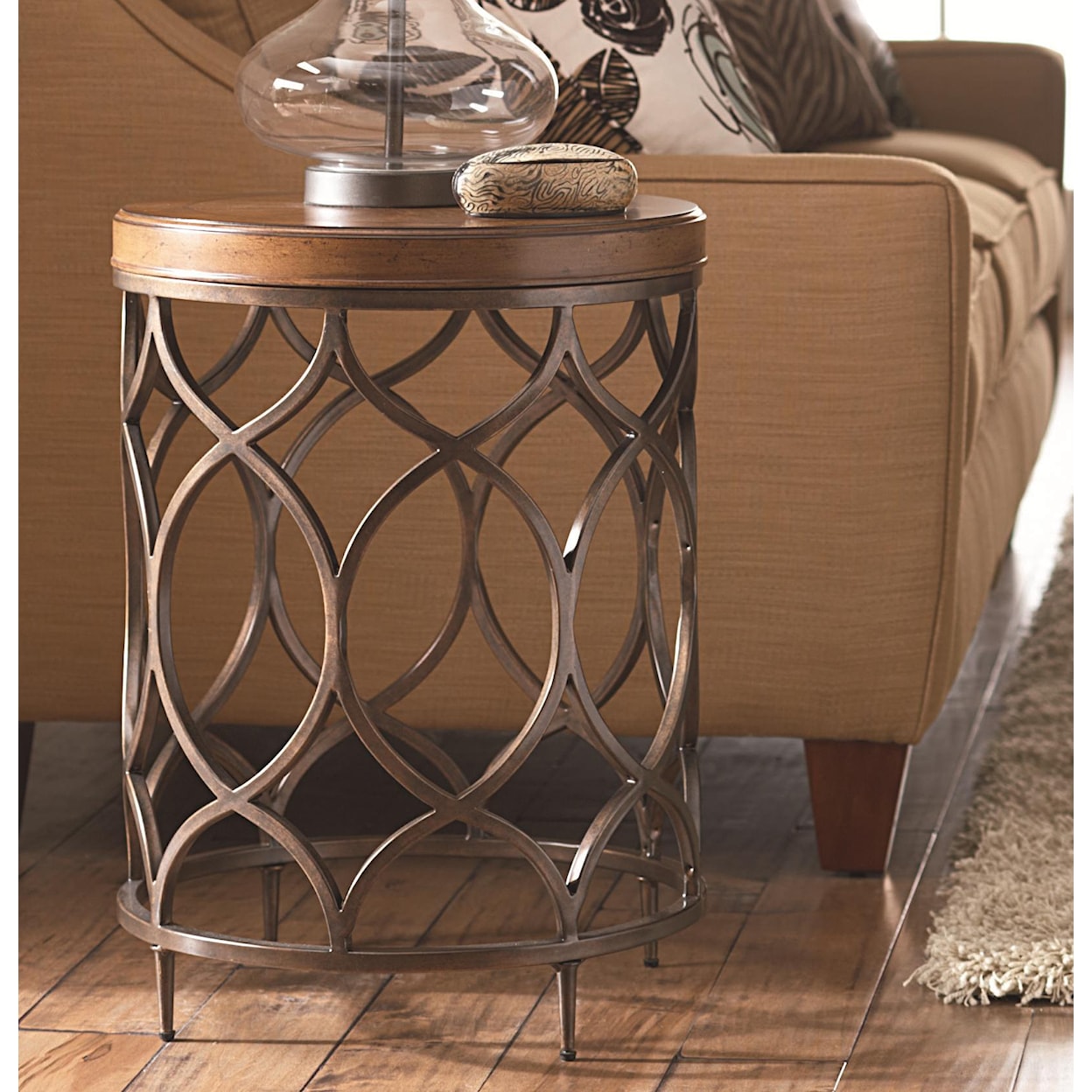 Hammary Hidden Treasures Round Lamp Table