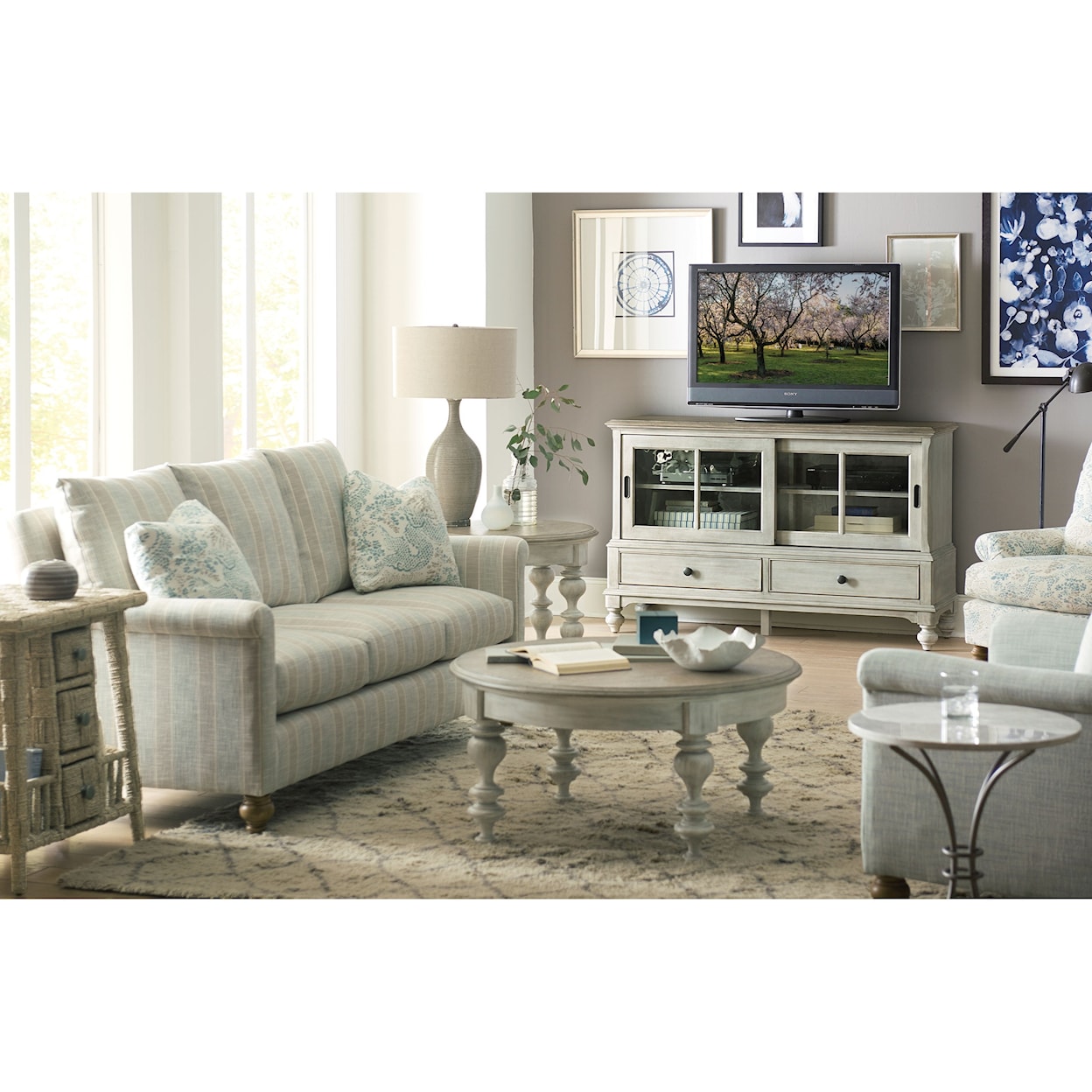 Hammary Carolina 60" Media Console