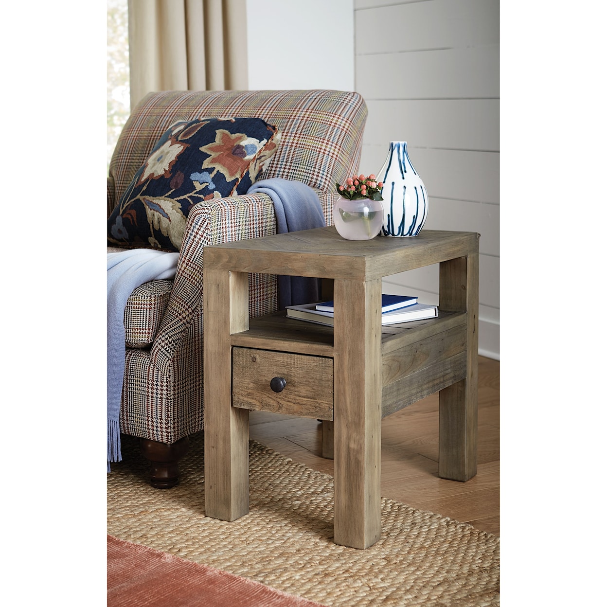 Hammary Reclamation Place Chairside Table