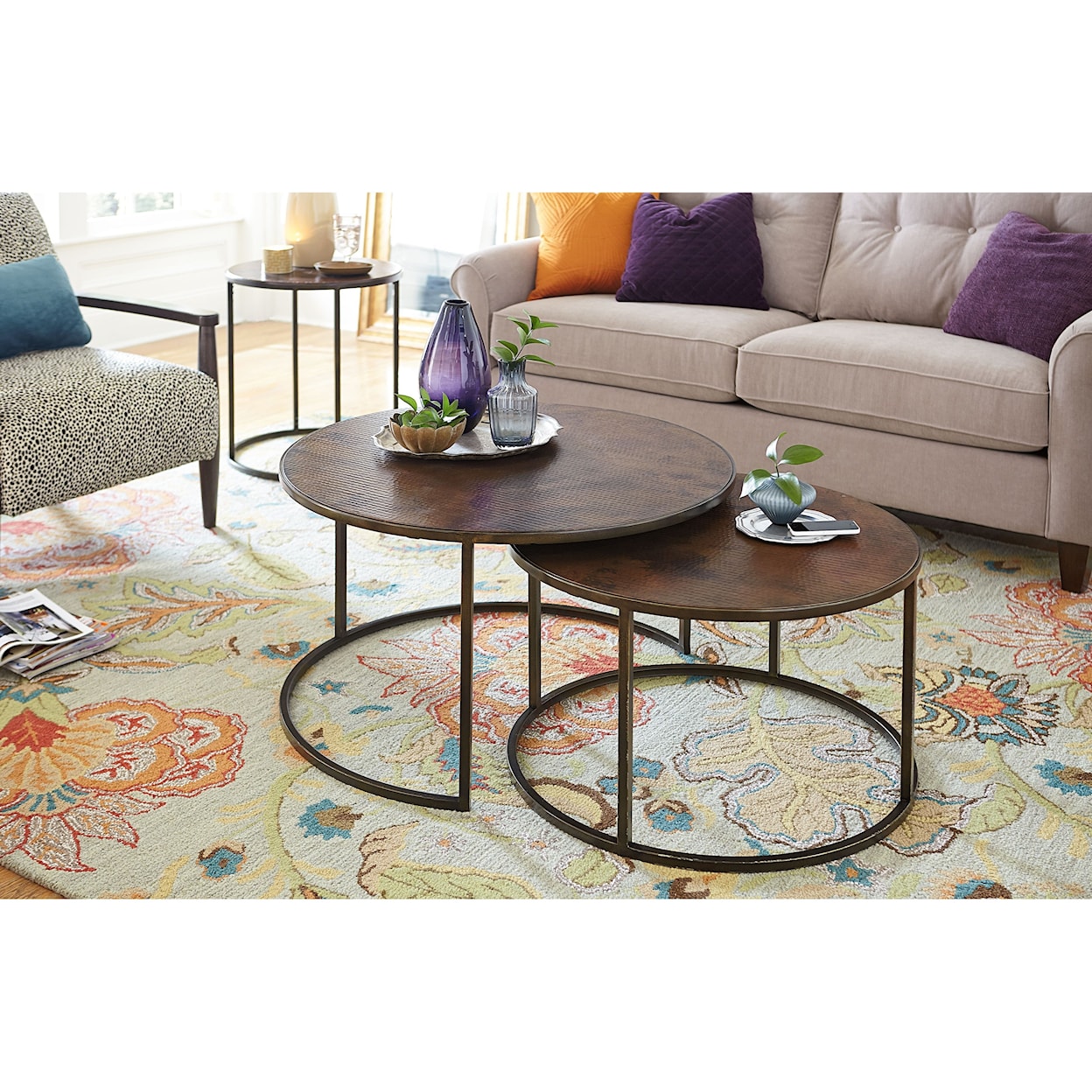 Hammary Sanford Round End Table