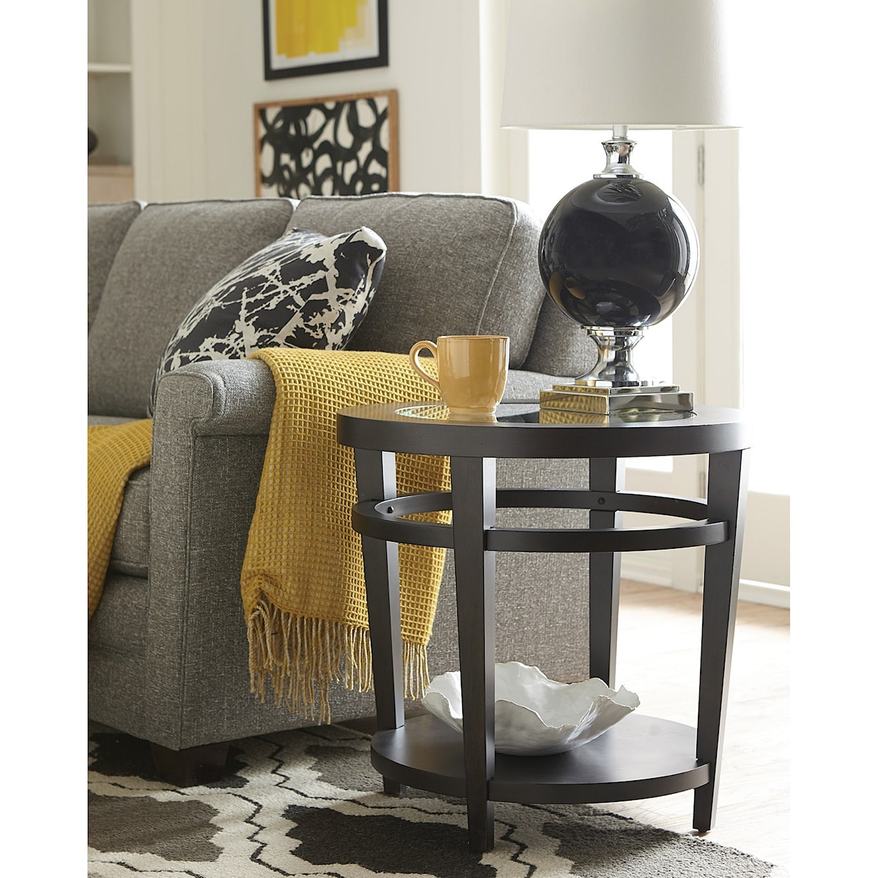 Hammary Urbana Round End Table