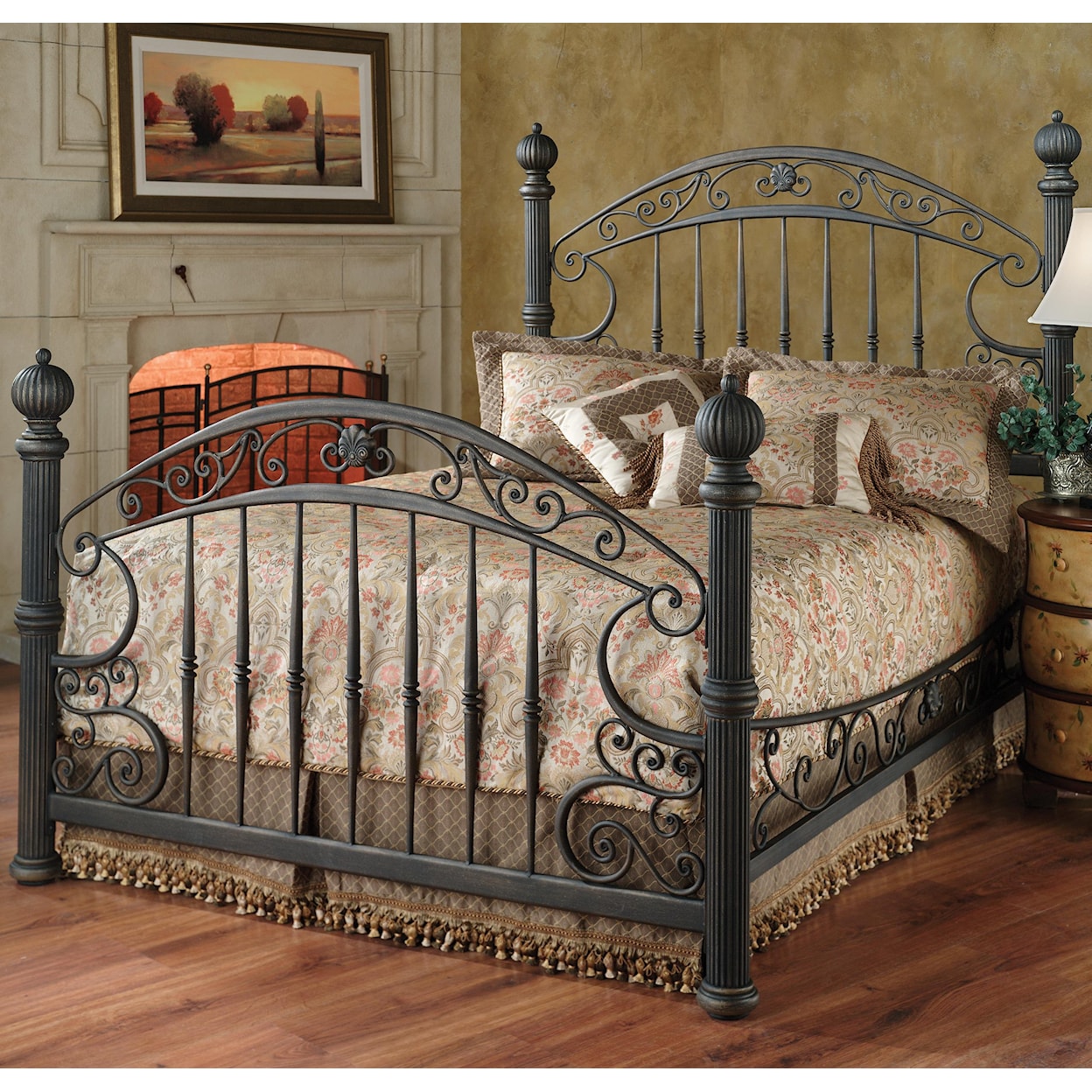 Hillsdale   Queen Chesapeake Bed