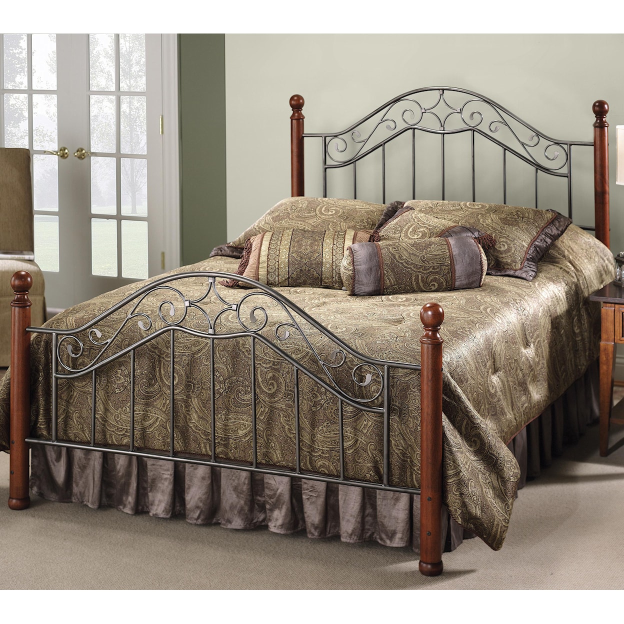 Hillsdale Wood Beds Queen Martino Bed