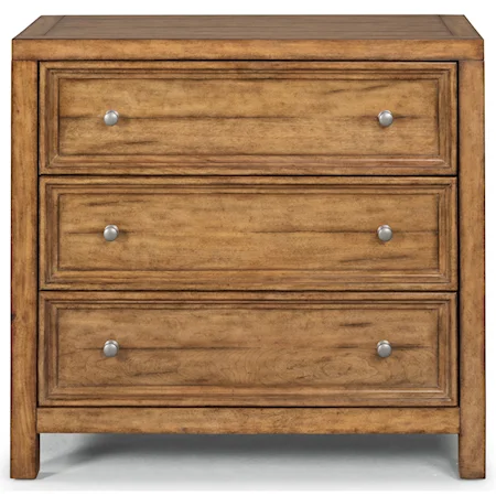 Traditional Chest of 3 Drawers