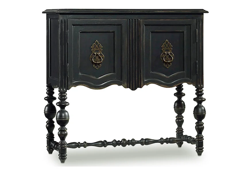 Living Room Accents Traditional Storage Chest by Hooker Furniture at Gill Brothers Furniture & Mattress