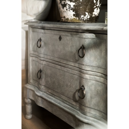 2-Drawer Bachelors Chest