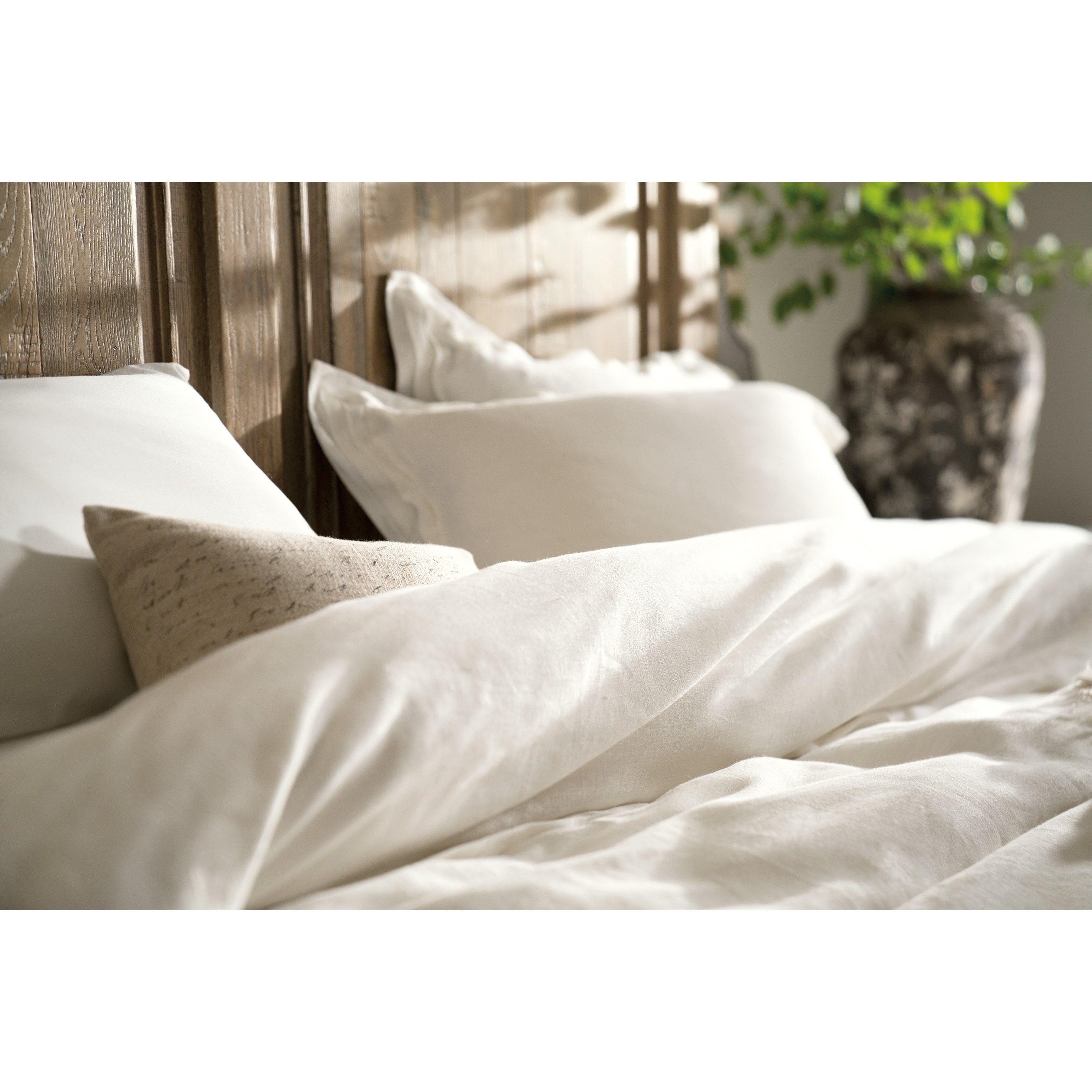 Hooker Furniture Boheme California King Panel Bed