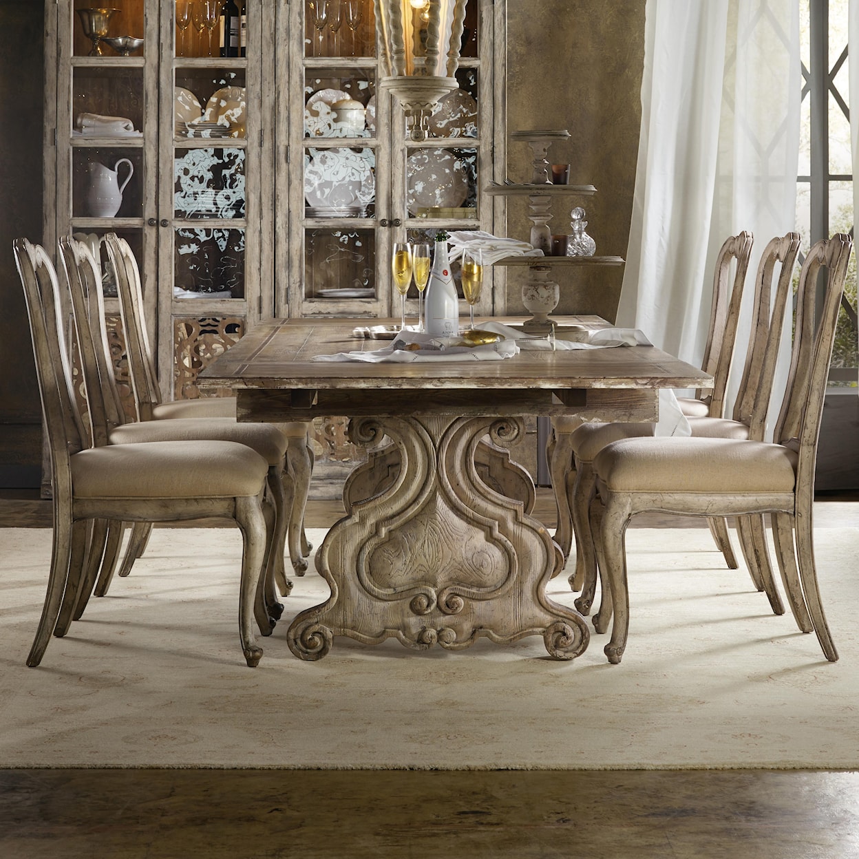 Hooker Furniture Chatelet Dining Set