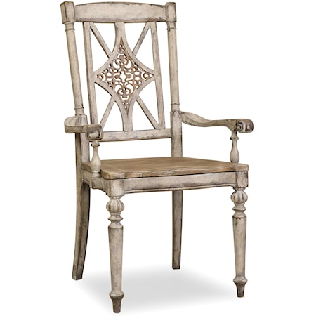 Traditional Arm Chair with Tapered Legs