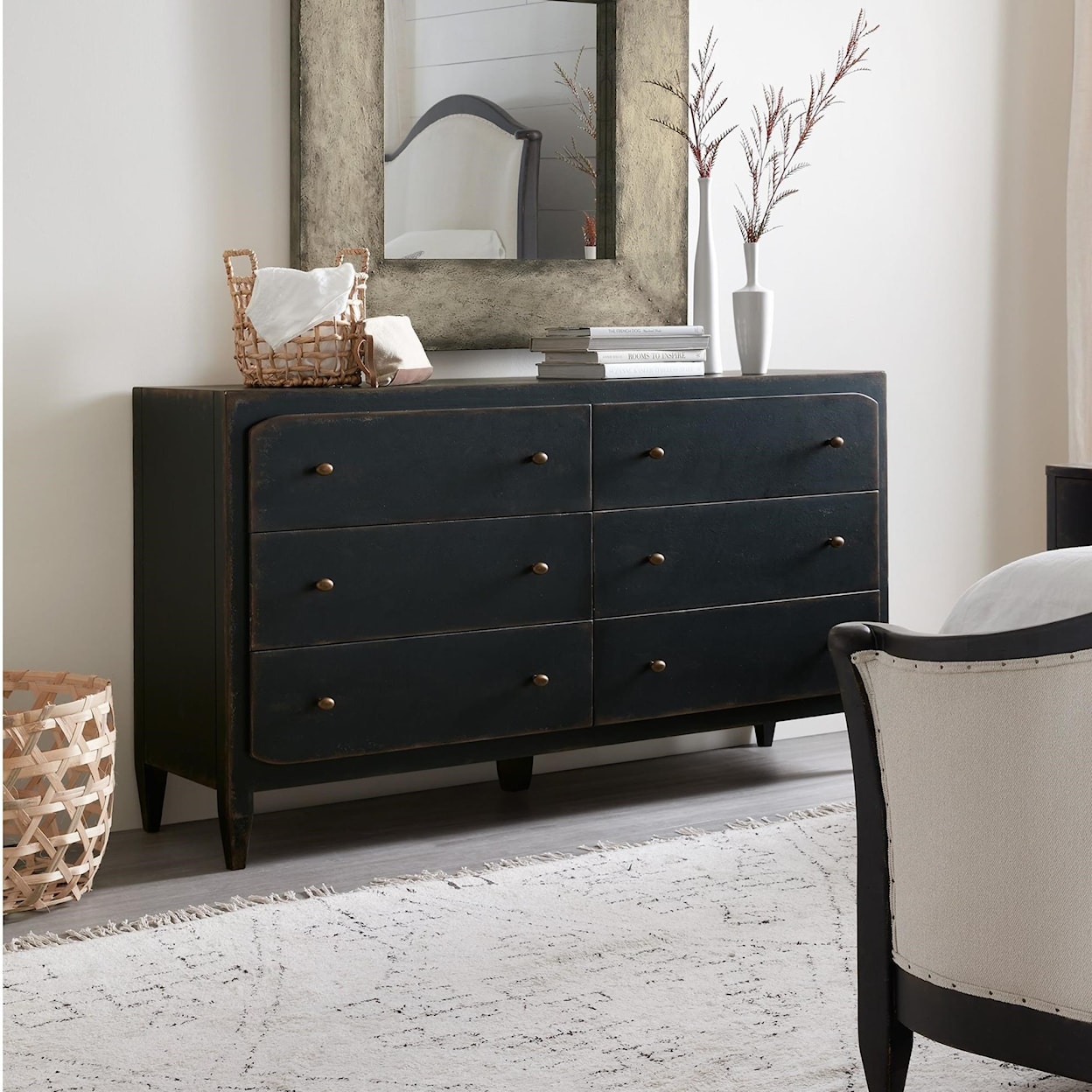 Hooker Furniture Ciao Bella 6-Drawer Dresser