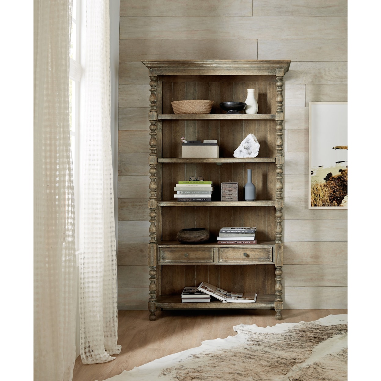 Hooker Furniture La Grange Lyons Etagere