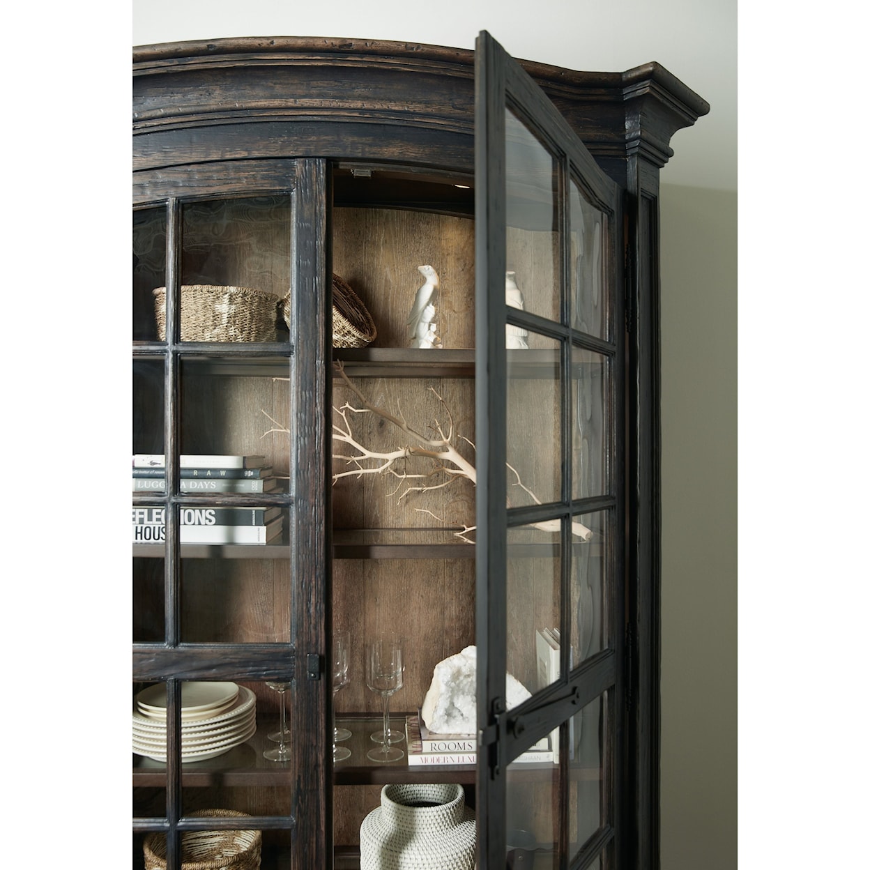 Hooker Furniture La Grange Display Cabinet