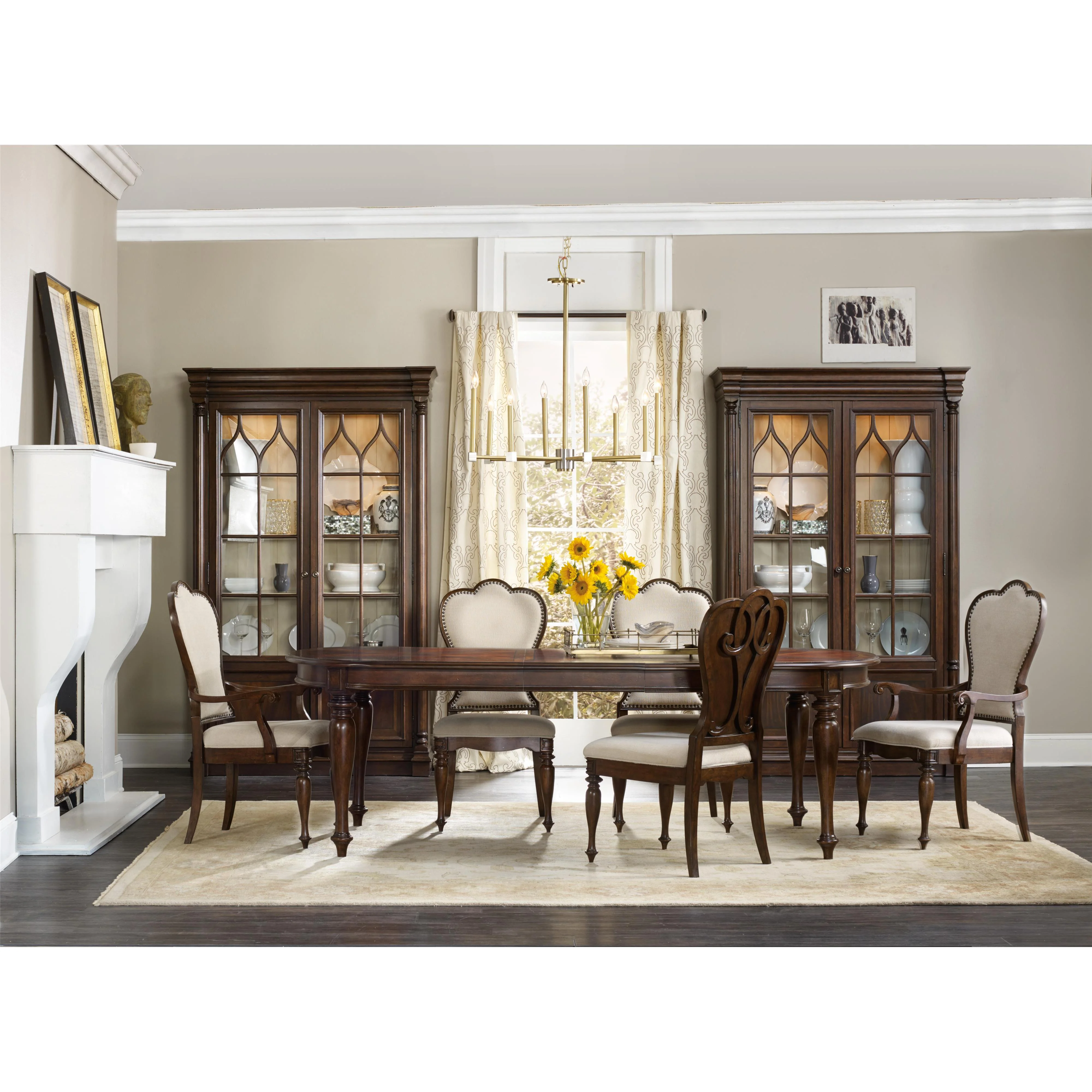 Hooker Furniture Leesburg 5381-75906 Traditional Display Cabinet with  Built-In Touch Lighting | Baer's Furniture | Dining - China Cabinets, image size:4000x4000