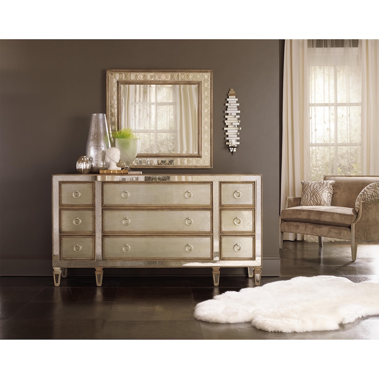 Hooker Furniture Sanctuary 9-Drawer Dresser