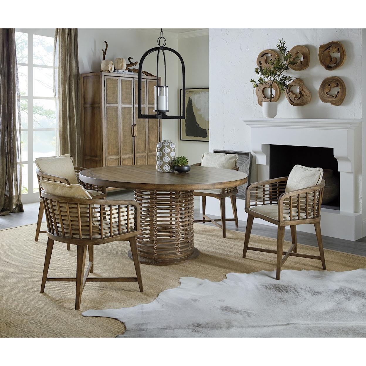 Hooker Furniture Sundance Round Dining Table