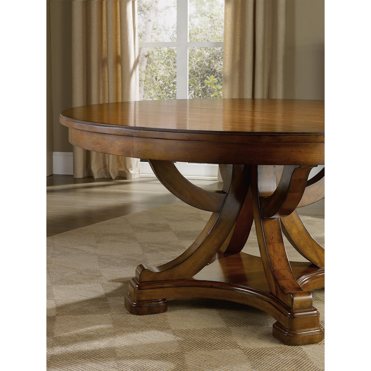 Hooker Furniture Tynecastle Dining Table