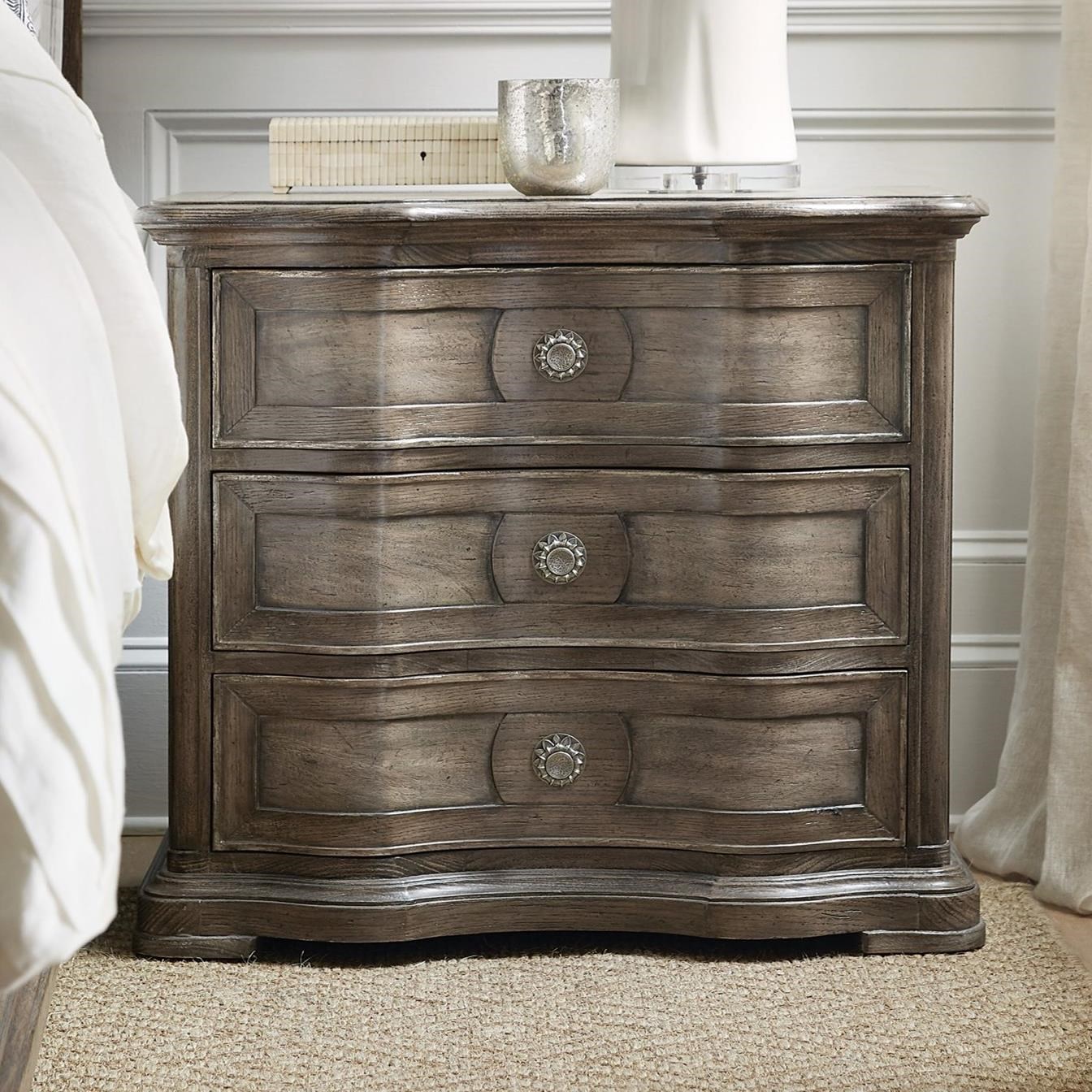 Hamilton Home Woodlands Traditional 3 Drawer Nightstand Sprintz