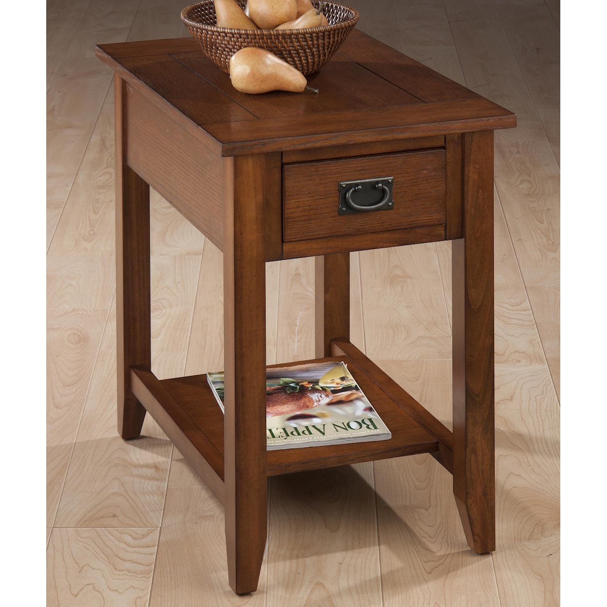 VFM Signature 103 - Jofran Chairside Table