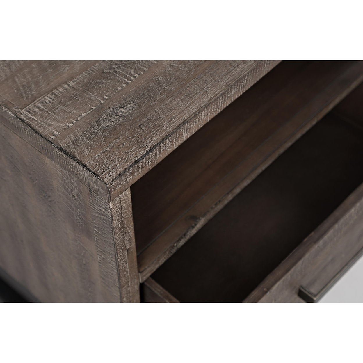 Belfort Essentials East Hampton End Table