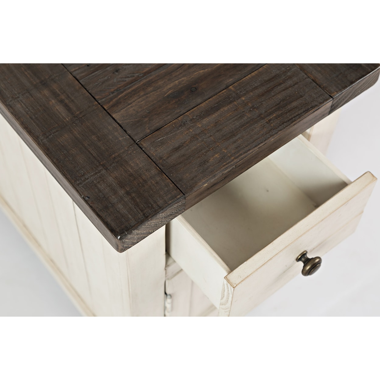 Jofran Madison County Chairside Table