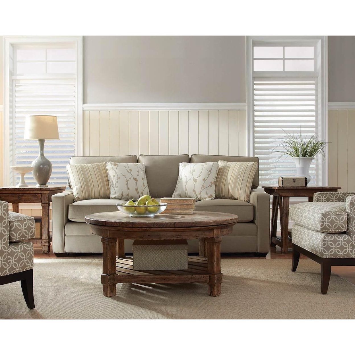 Kincaid Furniture Custom Select Upholstery 3-Seater Stationary Sofa