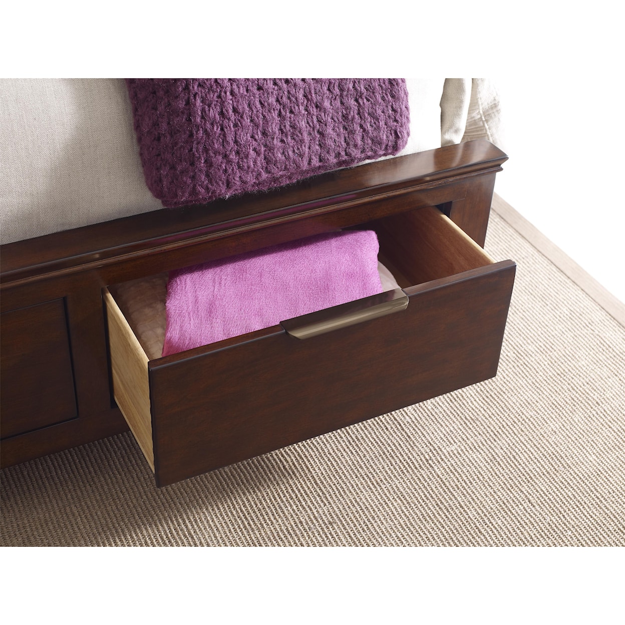 Kincaid Furniture Elise Caris Queen Sleigh Bed w/ Storage Footboard